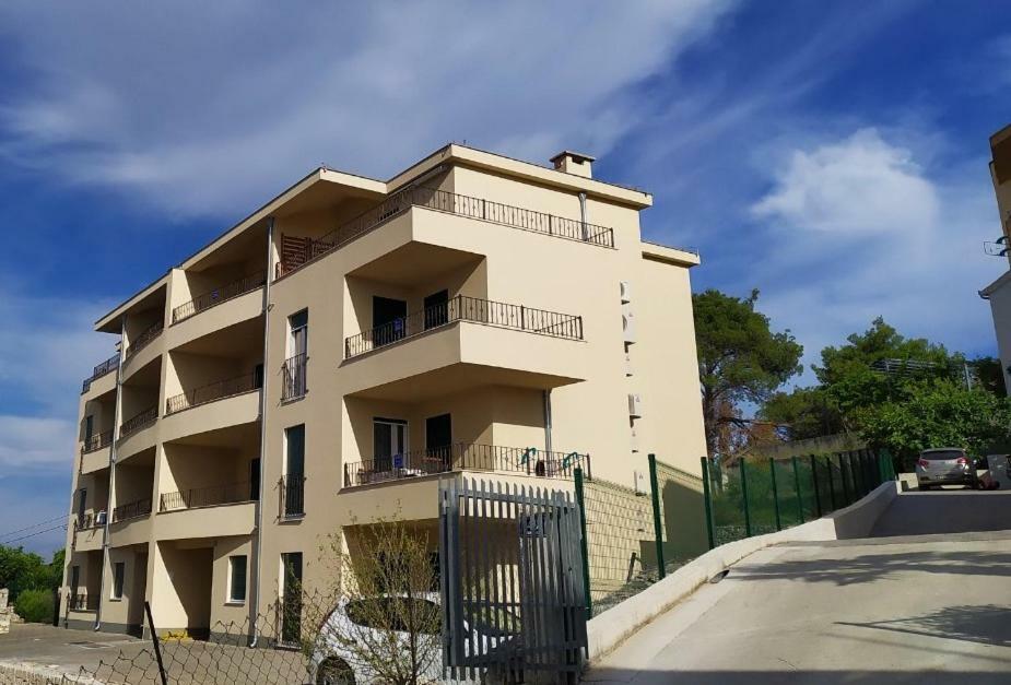 Appartement "Noni" Donji Okrug  Exterior photo